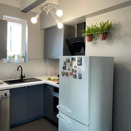 Apartment Grey Gucci Center