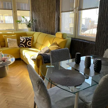 Apartment Grey Gucci Center *